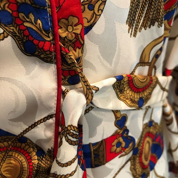 Vintage “Gracie Bishop” robe size 0 with pockets and sash - Picture 6 of 7